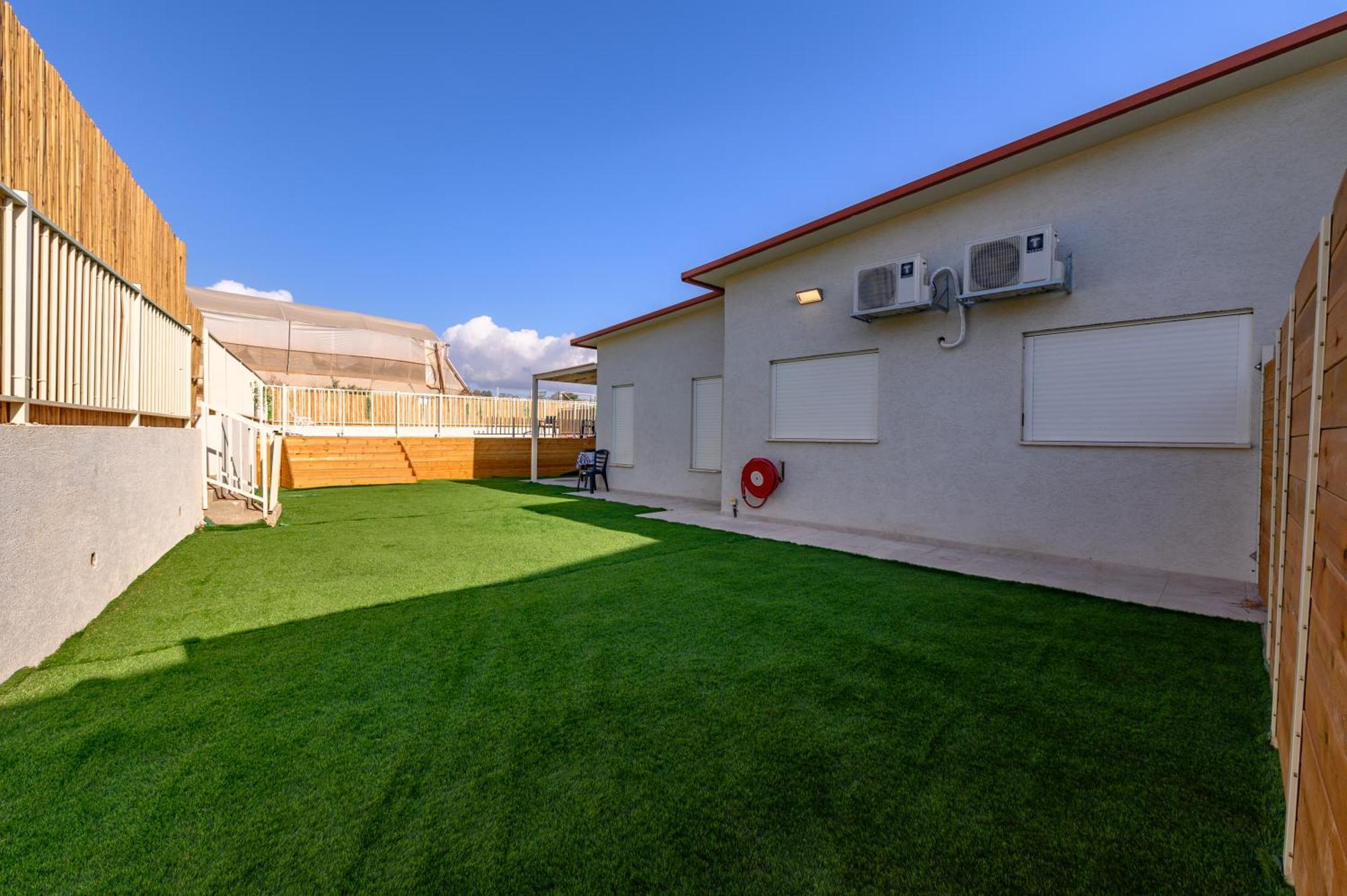 שדמות דבורה דירת נופש מרחבים Merhavim Villa מראה חיצוני תמונה
